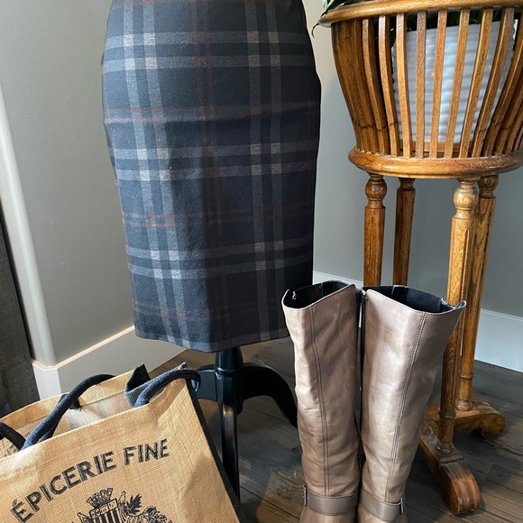 ILTM - Picture 1 of 6